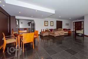 Image 18 - 340011