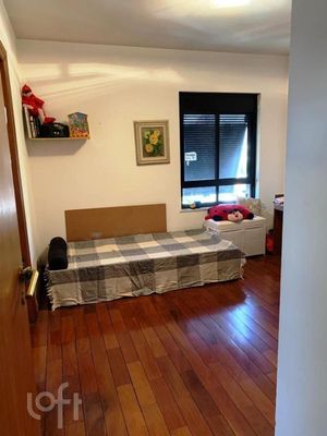 Image 9 - 340011