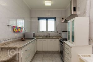 Image 15 - 340017