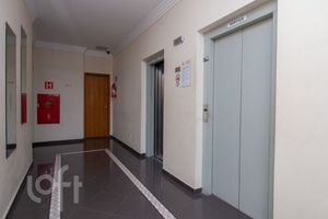 Image 4 - 340049