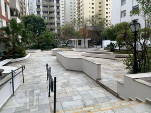 Image 20 - 340290