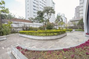 Image 33 - 340299