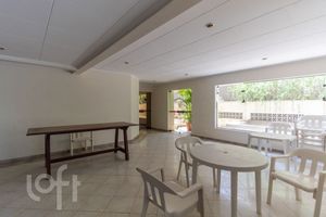 Image 28 - 340517