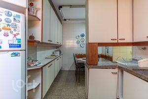 Image 20 - 340517
