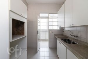 Image 19 - 340581