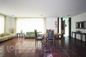 Image 17 - 340686