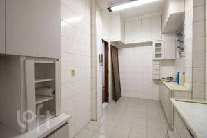 Image 18 - 340742