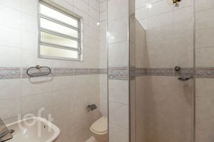 Image 15 - 340742