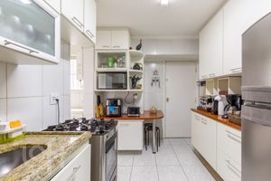 Image 13 - 341377