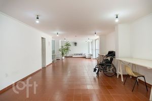 Image 23 - 341377