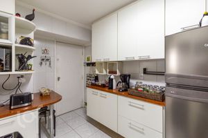 Image 17 - 341377