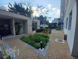 Image 19 - 344332
