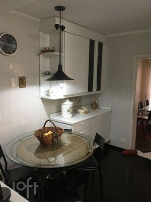 Image 19 - 345596