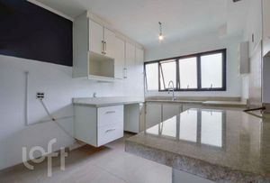 Image 17 - 345674
