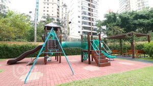 Image 45 - 347027