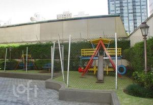 Image 19 - 347089