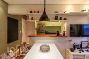Image 29 - 347531