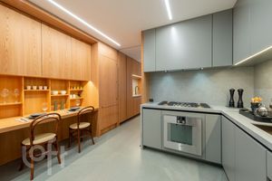 Image 2 - 348146
