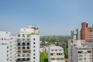 Image 31 - 348428