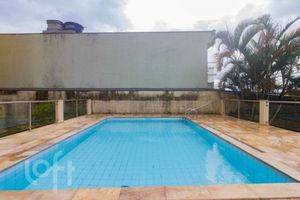 Image 7 - 348688