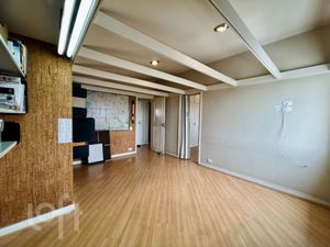 Image 20 - 348740