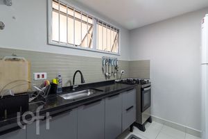 Image 11 - 348925
