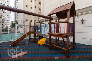 Image 59 - 349237