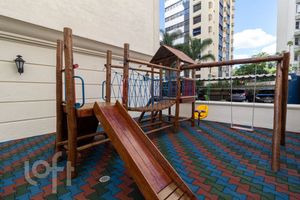 Image 58 - 349237