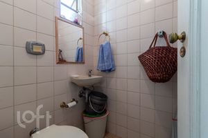 Image 32 - 349237