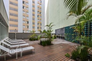 Image 19 - 350584