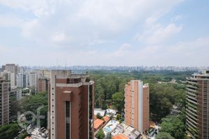 Image 67 - 351037
