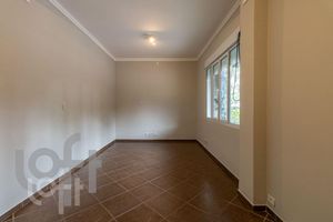 Image 17 - 351528