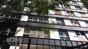 Image 10 - 351830