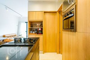 Image 3 - 351919