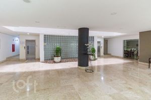 Image 16 - 351919