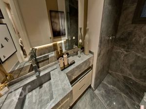Image 14 - 351923