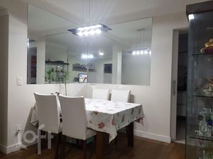 Image 2 - 352033