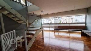 Image 8 - 352498