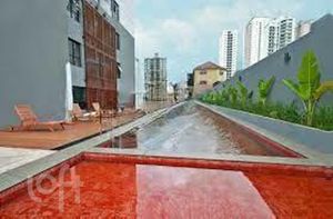 Image 8 - 352718