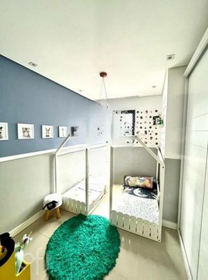 Image 4 - 352718
