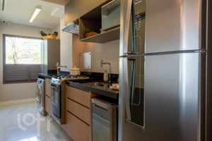 Image 1 - 352768