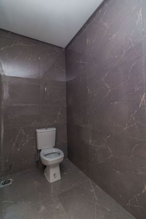 Image 37 - 352919