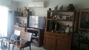 Image 1 - 353356
