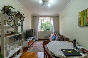 Image 19 - 353433