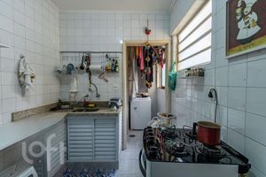 Image 11 - 353433