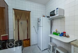 Image 9 - 353433