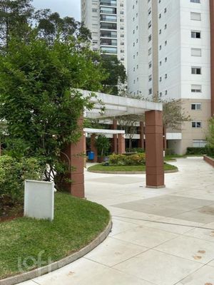 Image 23 - 353495