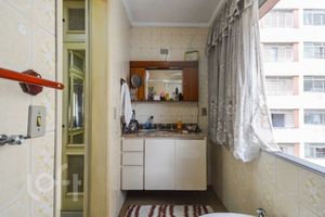 Image 36 - 353880
