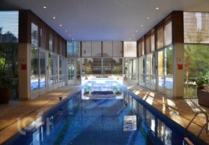 Image 18 - 354459