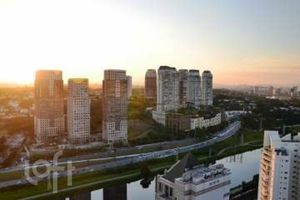 Image 20 - 354459